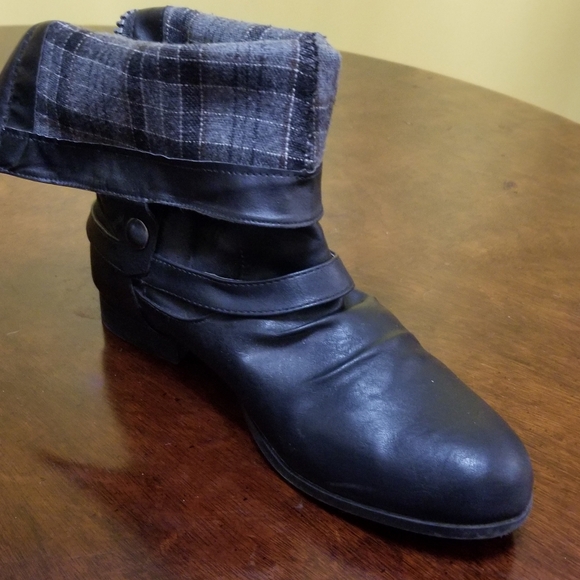 Wet Seal black combat boot w back zipper, adjust snap height& plaid gray & black - Picture 3 of 8